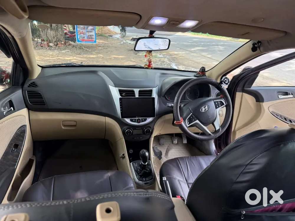 Hyundai Verna Petrol 2012