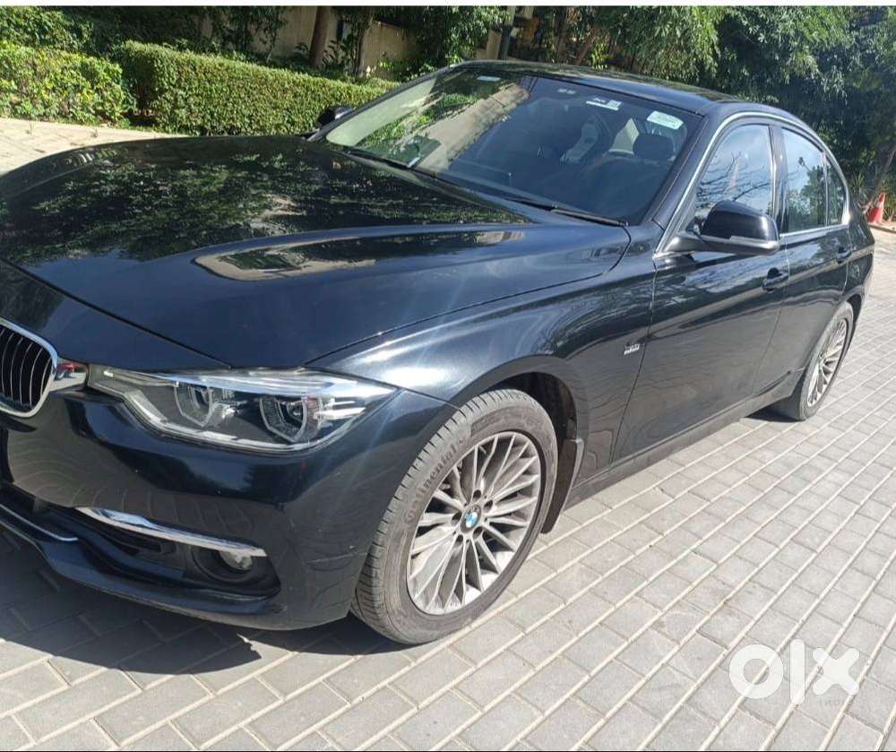 2017 Bmw320i Black Sapphire, Petrol, Luxury Line