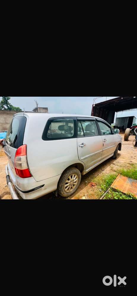 Toyota Innova Diesel 2013
