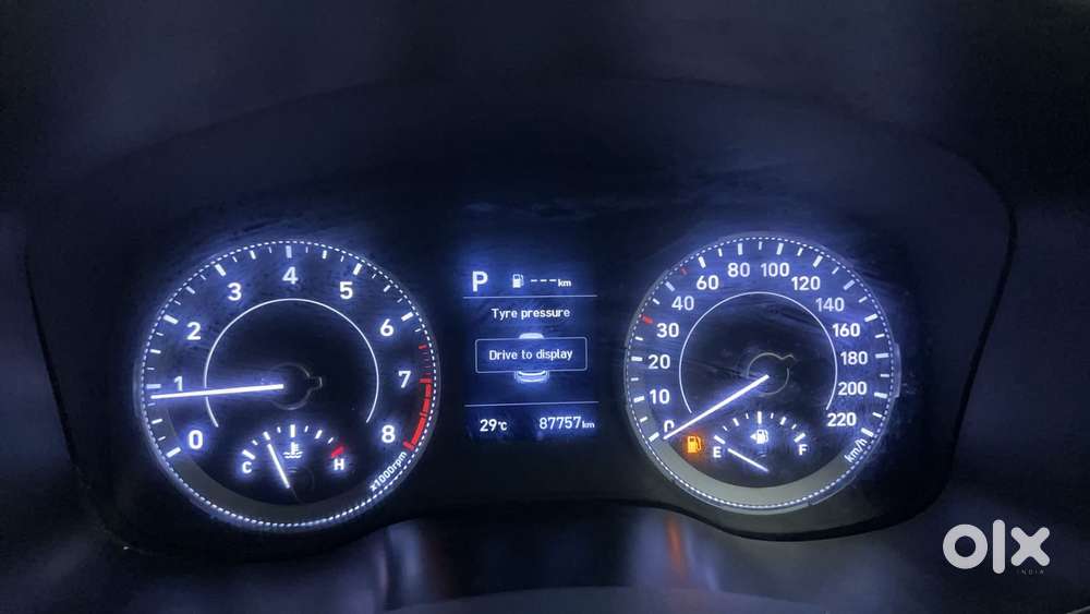 Hyundai Venue 1.0 Sx (o) Turbo Dct, 2022, Petrol