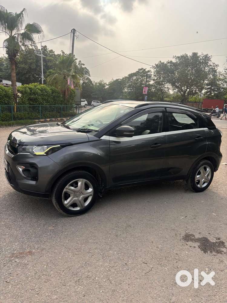 Tata Nexon 1.2 Revotron Xma Amt (s), 2021, Cng & Hybrids