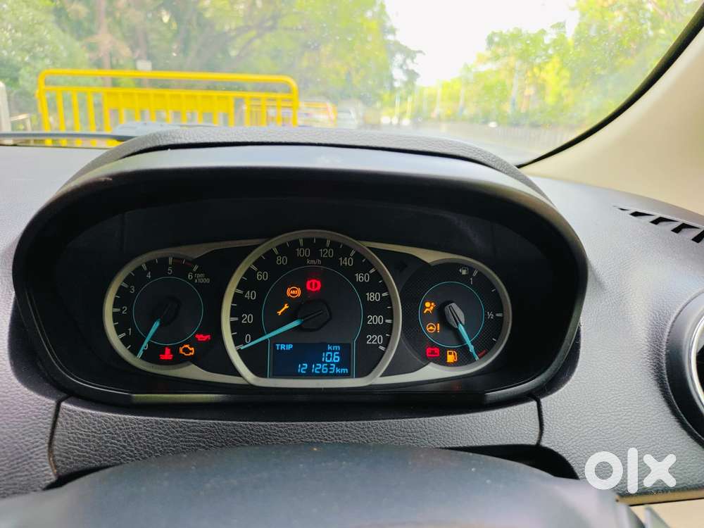 Ford Figo Aspire Titanium Blu Diesel, 2017, Diesel