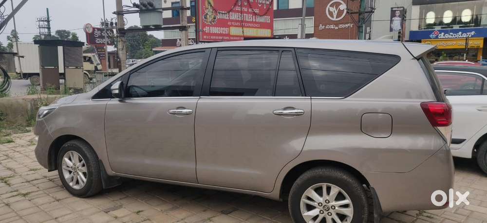 Toyota Innova Crysta 2017 Diesel Well Maintained