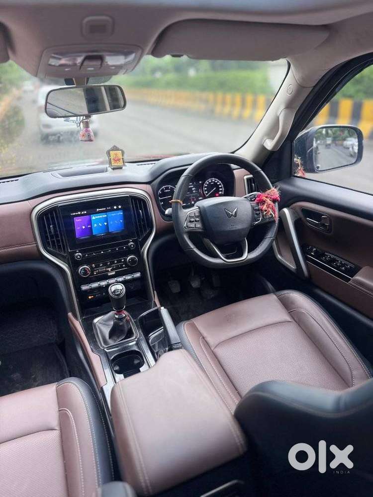 Mahindra Scorpio-n 2.0 Z8 Petrol Mt 7 Str, 2026, Petrol