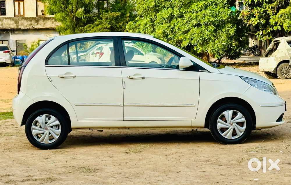 Tata Indica Vista 2008-2013 Aura Plus 1.3 Quadrajet, 2012, Diesel