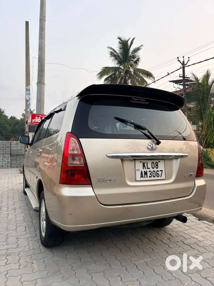 Toyota Innova 2007 Diesel Well Maintained