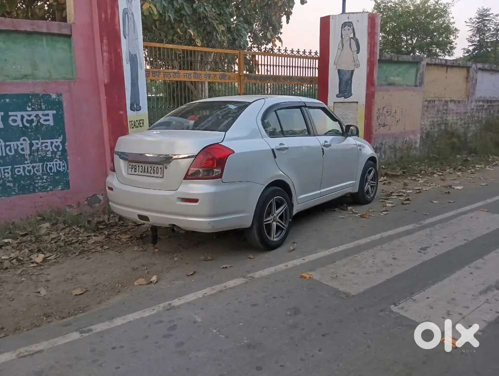 Maruti Suzuki Dzire 2011 Diesel Manual