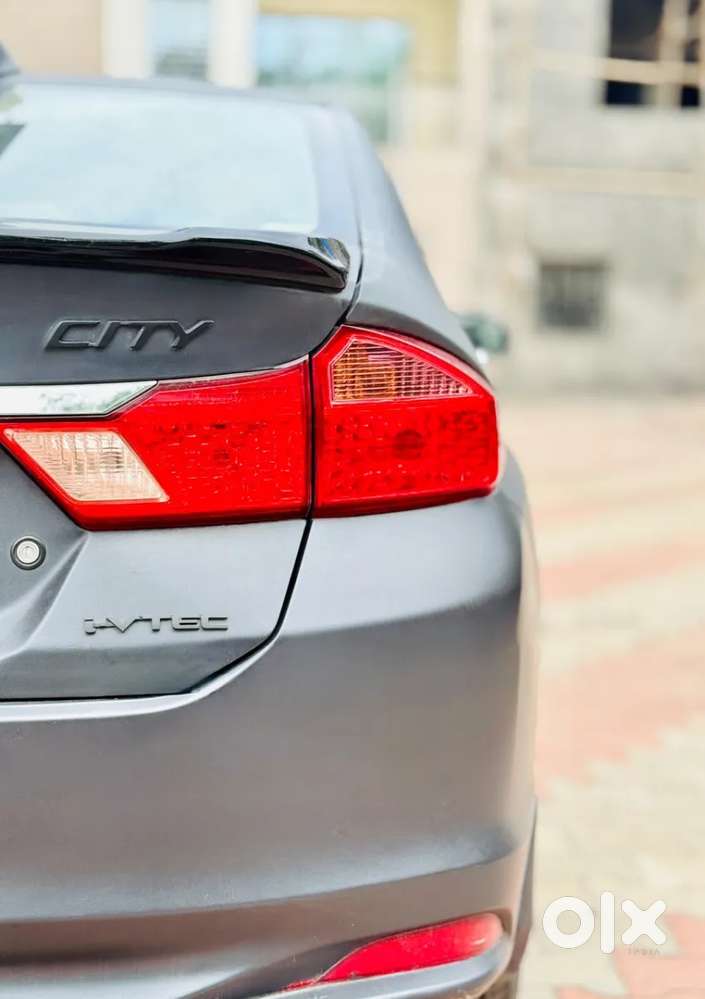 Honda City 1.5 V 4th Gen I-vtec Mt, 2016, Petrol