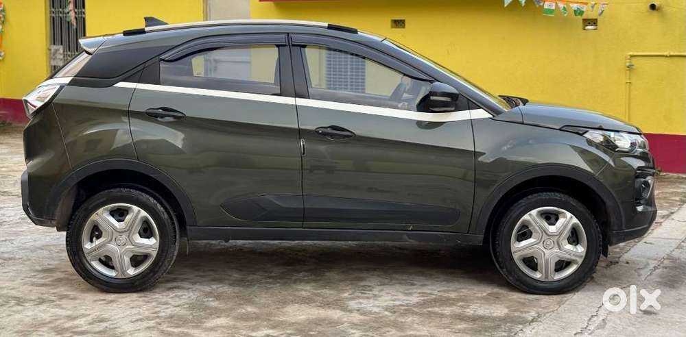 Tata Nexon 1.2 Revotron Xm (s), 2021, Petrol