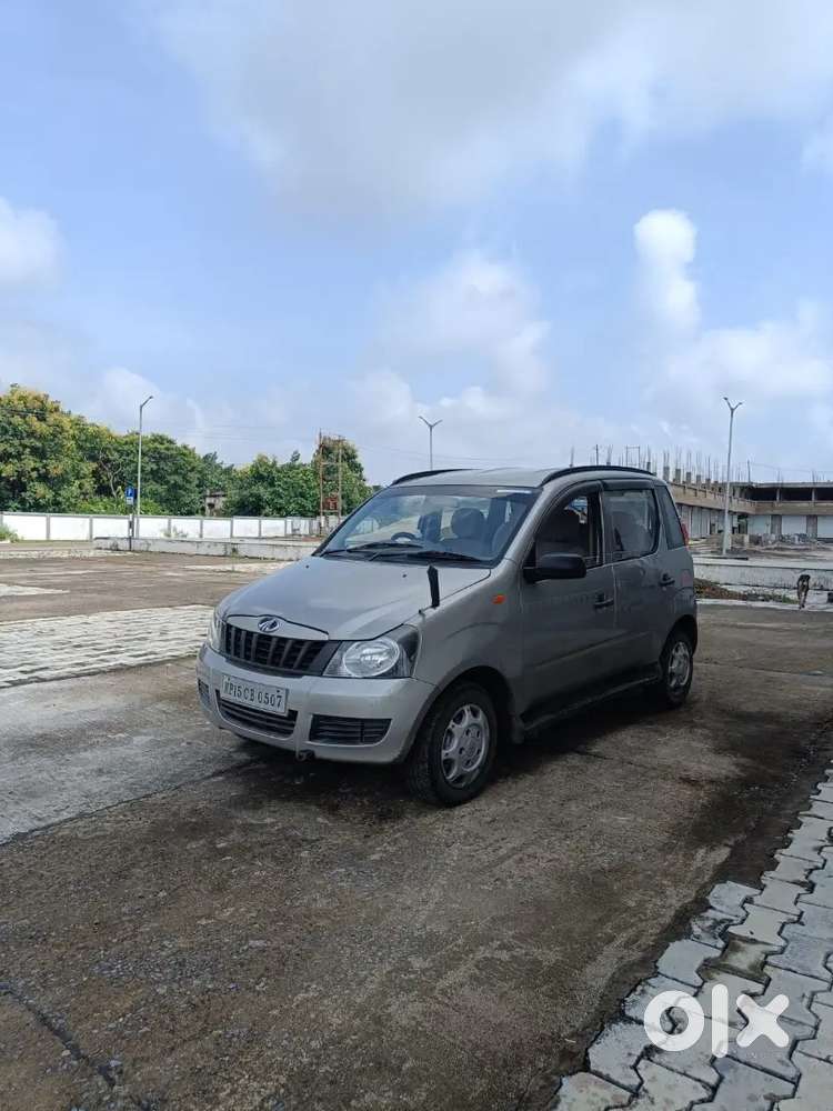 Mahindra Quanto 2015