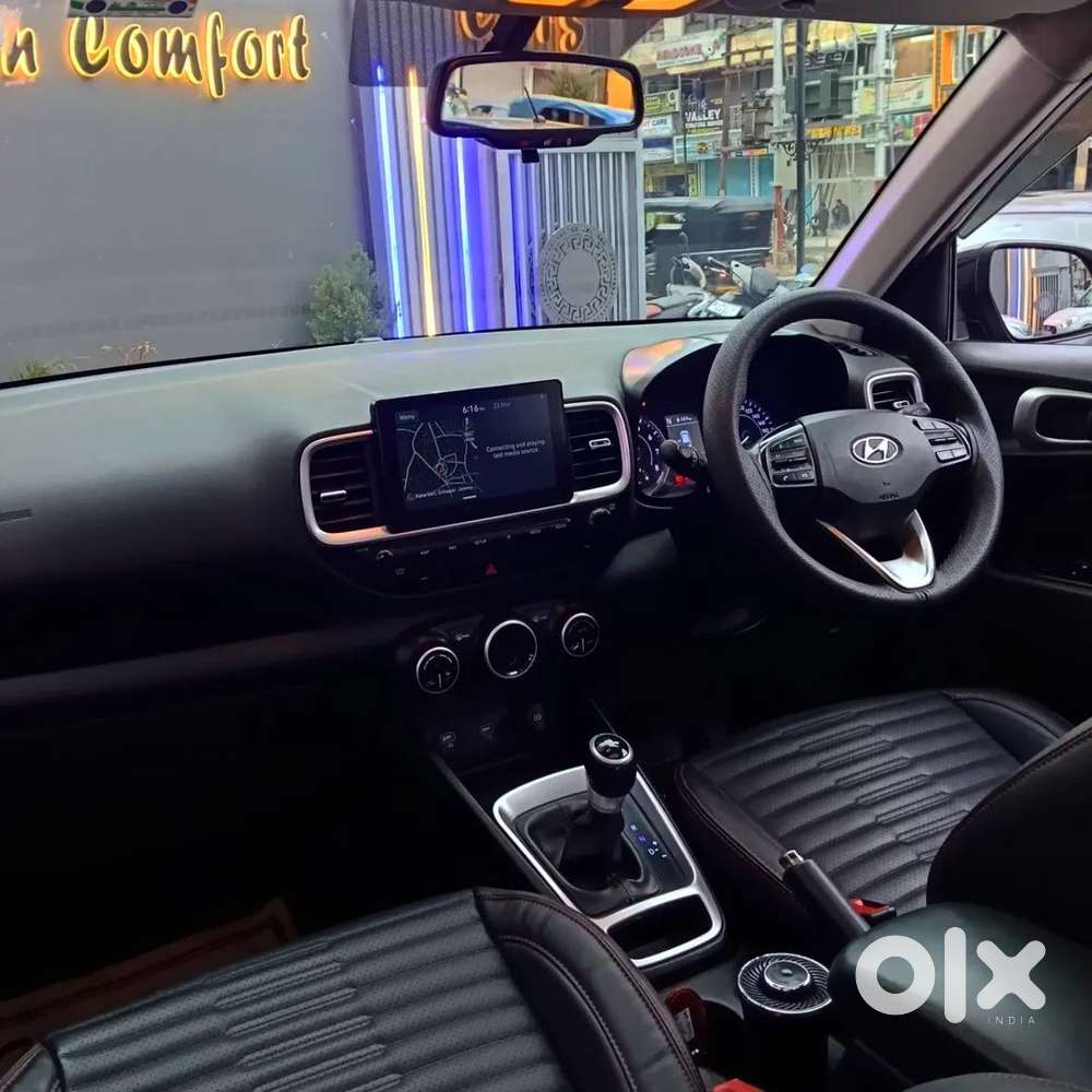 Hyundai Venue Sx+ At, 2019, Petrol