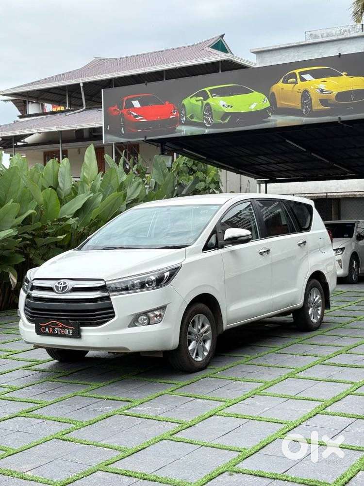 Toyota Innova Crysta 2.4 Vx Mt 8s, 2017, Diesel
