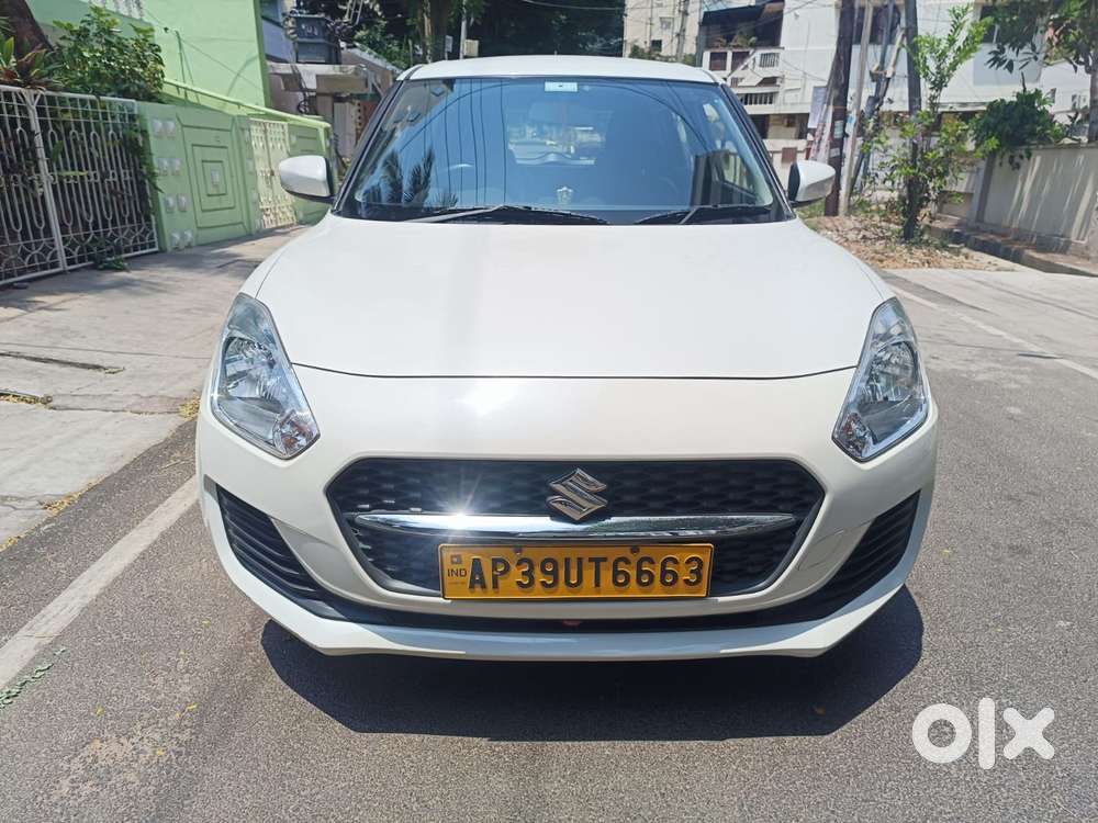 Maruti Suzuki Swift Vxi + Manual, 2023, Petrol