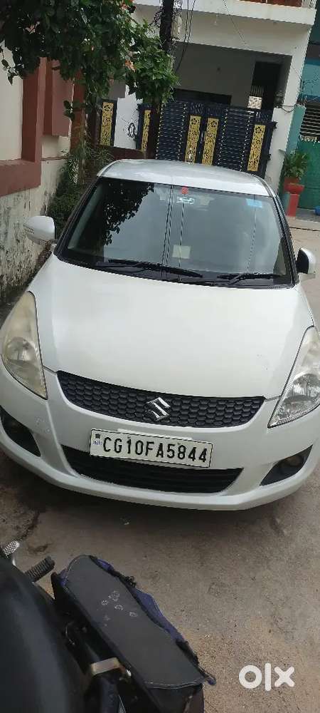 Maruti Suzuki Swift Lxi 2012 Car