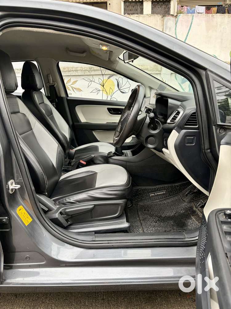 Tata Altroz Xz, 2022, Petrol