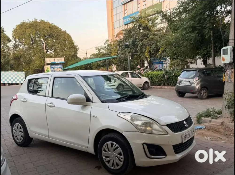 Maruti Suzuki Swift 2012 Diesel 158000 Km Driven