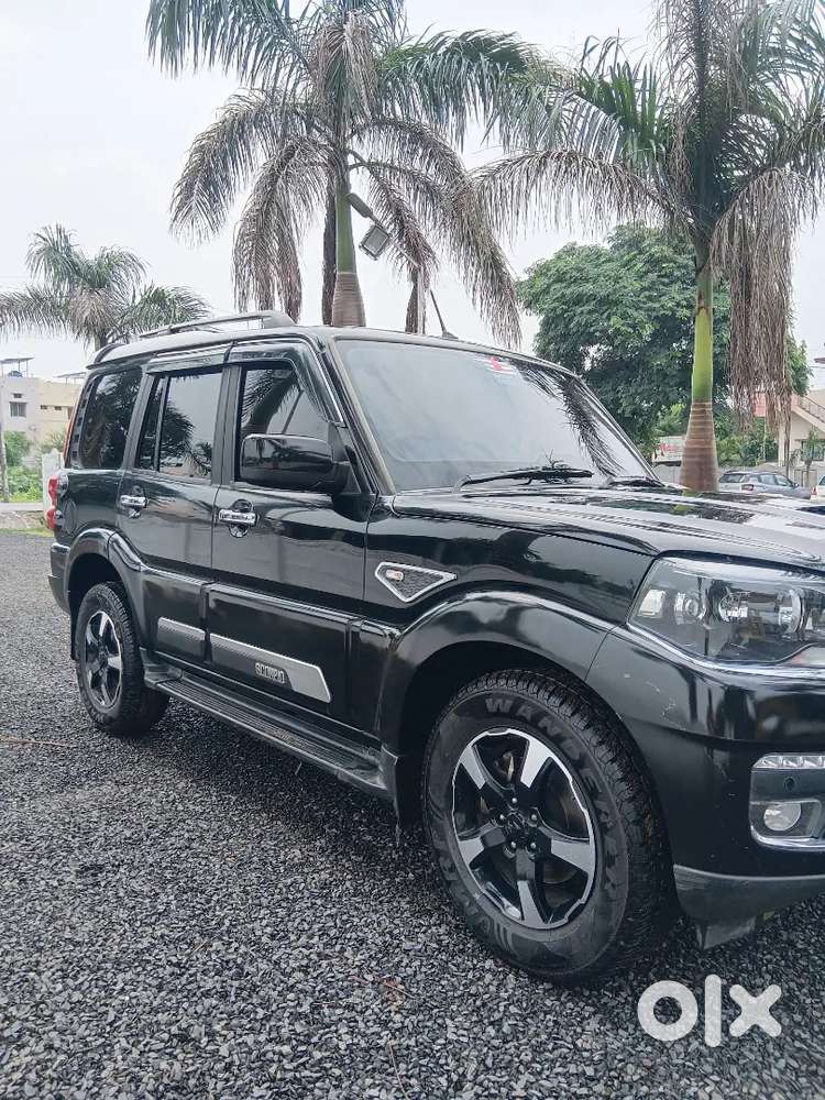 Mahindra Scorpio Classic 2024 Diesel Manual