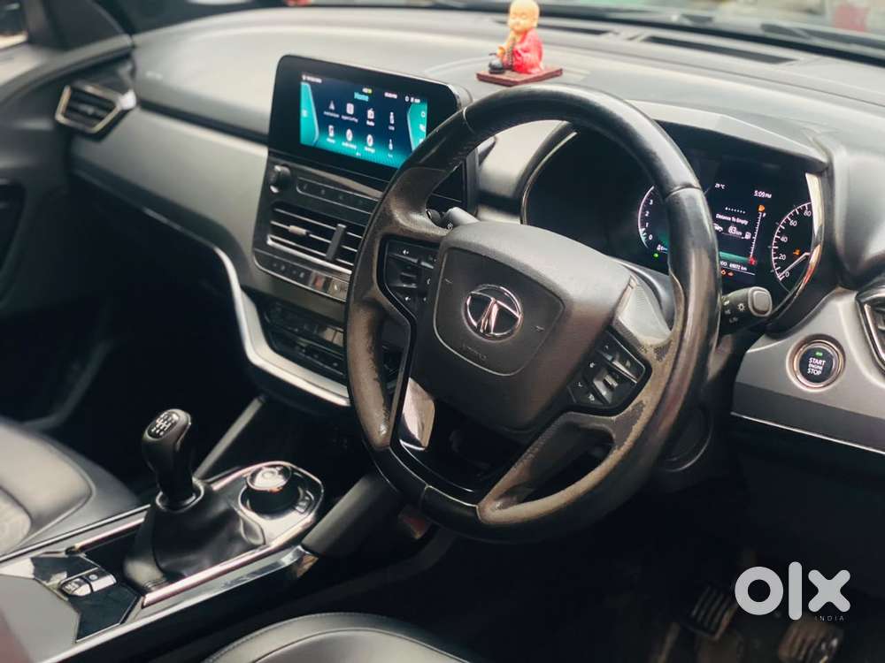 Tata Safari 2.0 Xz Plus Dark Edition, 2022, Diesel