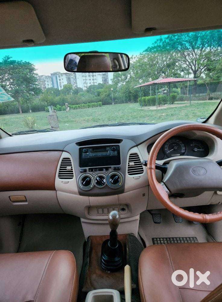 Toyota Innova 2.5 Ev (diesel) Ms 8 Seater Bs Iv, 2006, Diesel