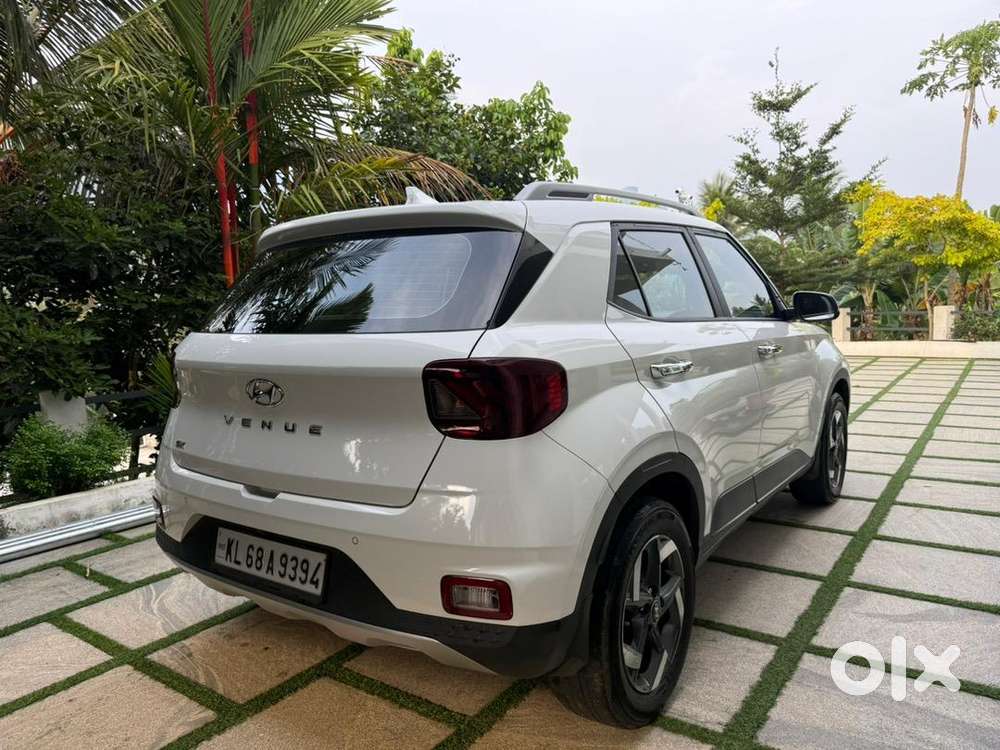 Hyundai Venue Diesel Single Owner