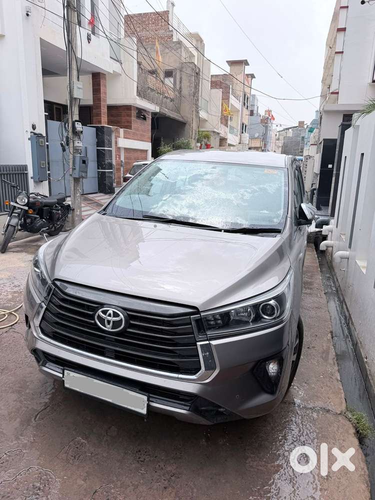 Toyota Innova Crysta 2022