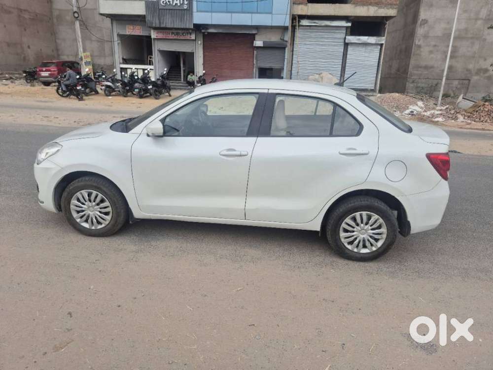 Maruti Suzuki Dzire 1.2 Vxi Amt, 2020, Petrol
