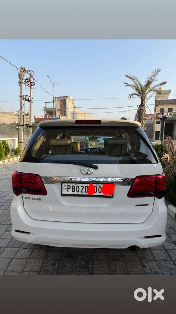 Toyota Fortuner Diesel 2015 December Automatic 4/2 Diesel