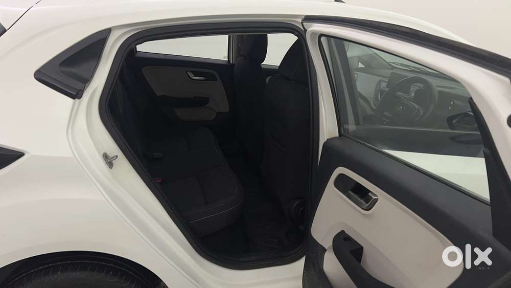 Tata Altroz Xz, 2023, Cng & Hybrids