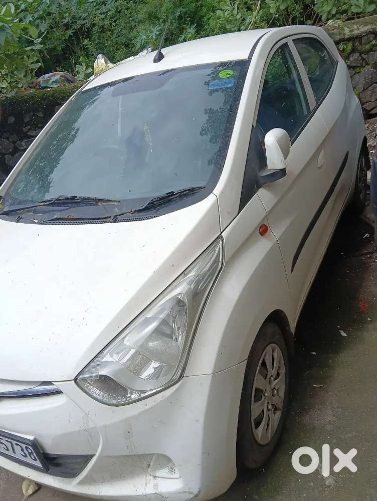 Hyundai Eon Magna+ 2011 Variant