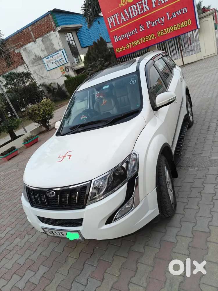 Mahindra Xuv500 2017 W10