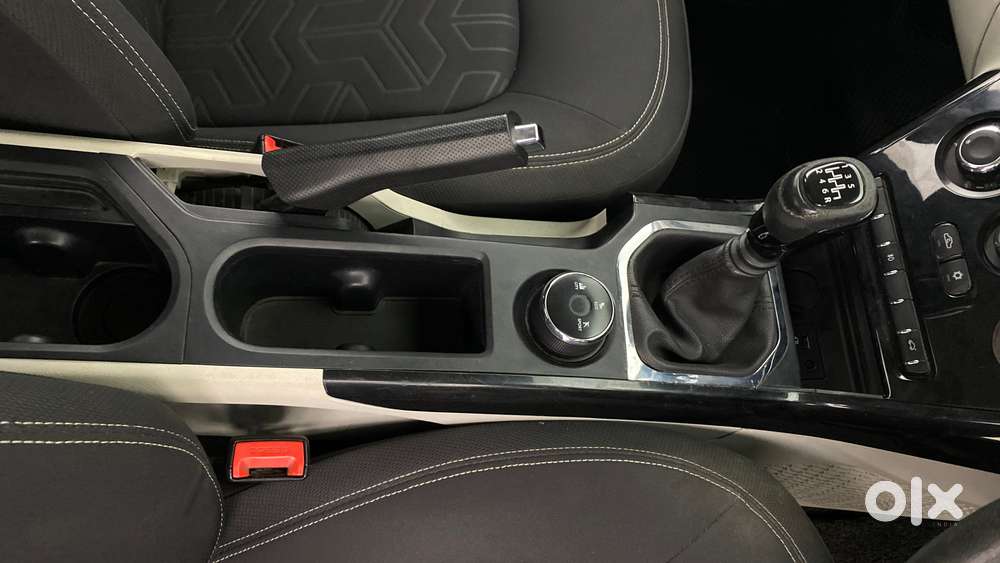 Tata Nexon 1.2 Revotron Xz, 2020, Petrol