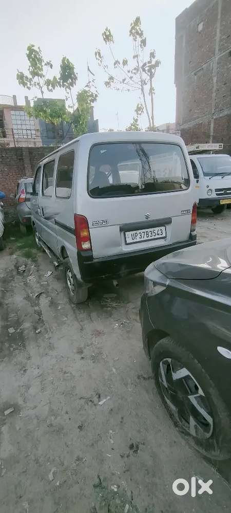 Maruti Suzuki,ecco
2014 Km-105000