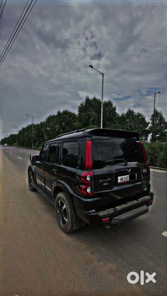 Mahindra Scorpio Classic 2023