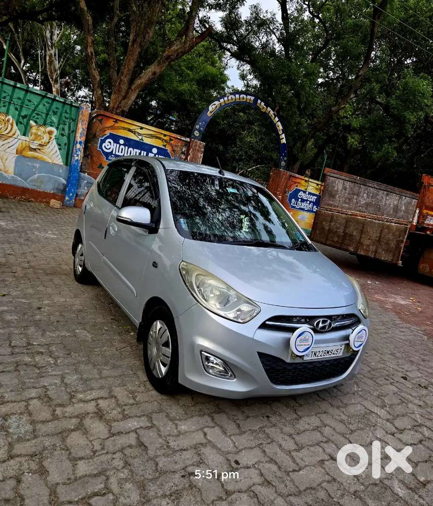 Hyundai I10 Sportz 2011 Variant