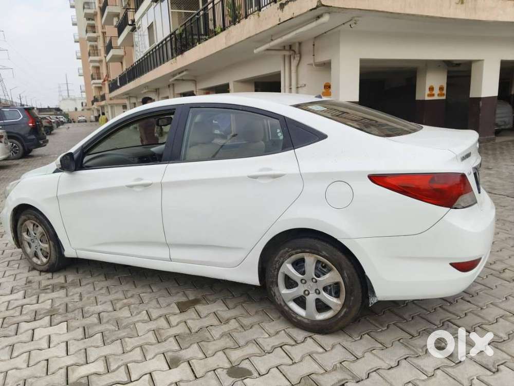 Hyundai Verna Vtvt 1.4 Ex, 2013, Petrol