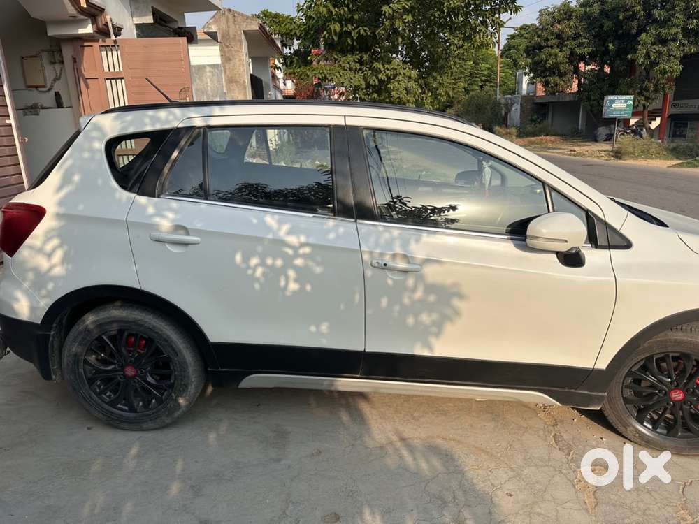 Maruti S-cross Delta Diesel  2017 Model  98,000 Km  ₹6.5 Lakh