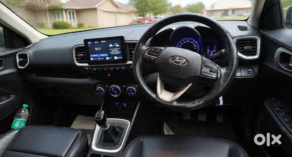 Hyundai Venue Sx (o) Mt 1.5 Diesel, 2020, Diesel