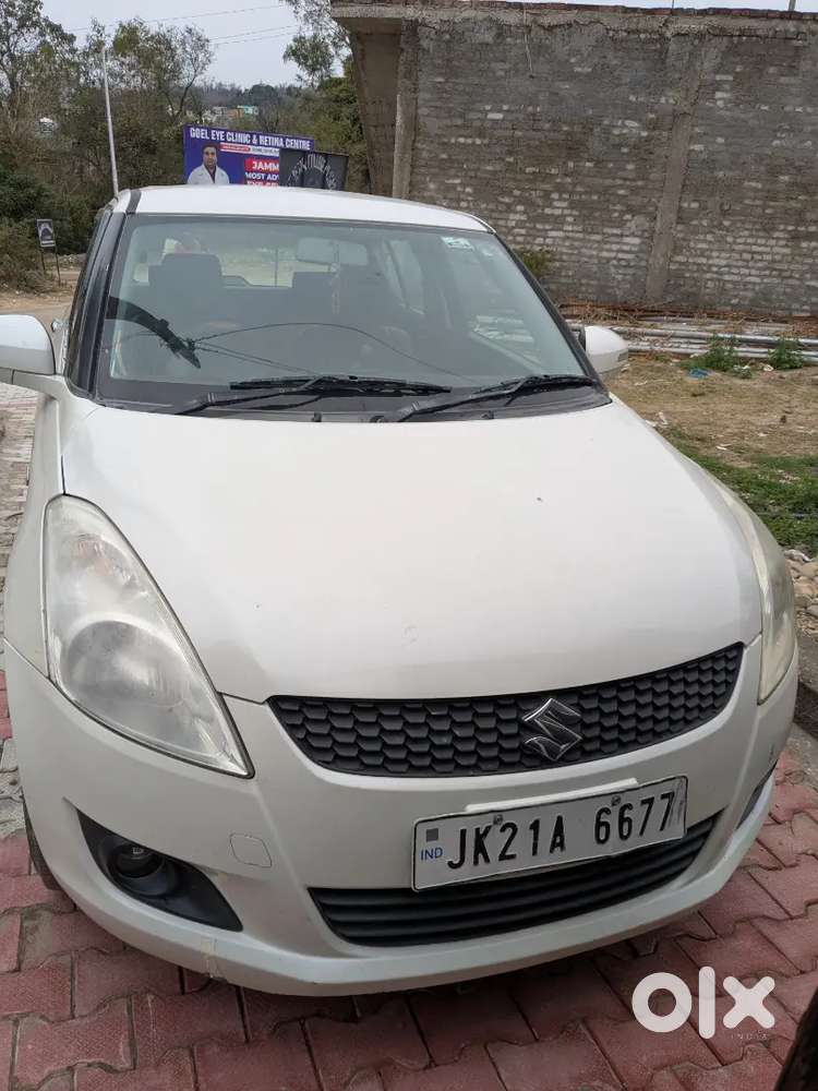Swift Vxi Petrol Car 2013