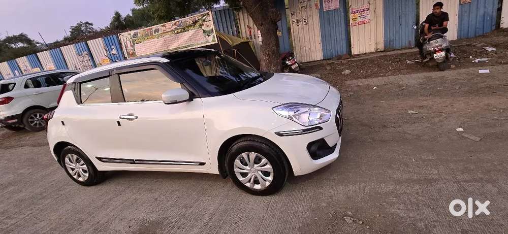 Maruti Suzuki Swift 2021 Cng & Petrol 53500 Km Driven