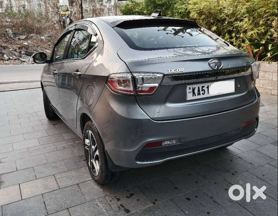 Tata Tigor Xza + (petrol :amt :top-end)