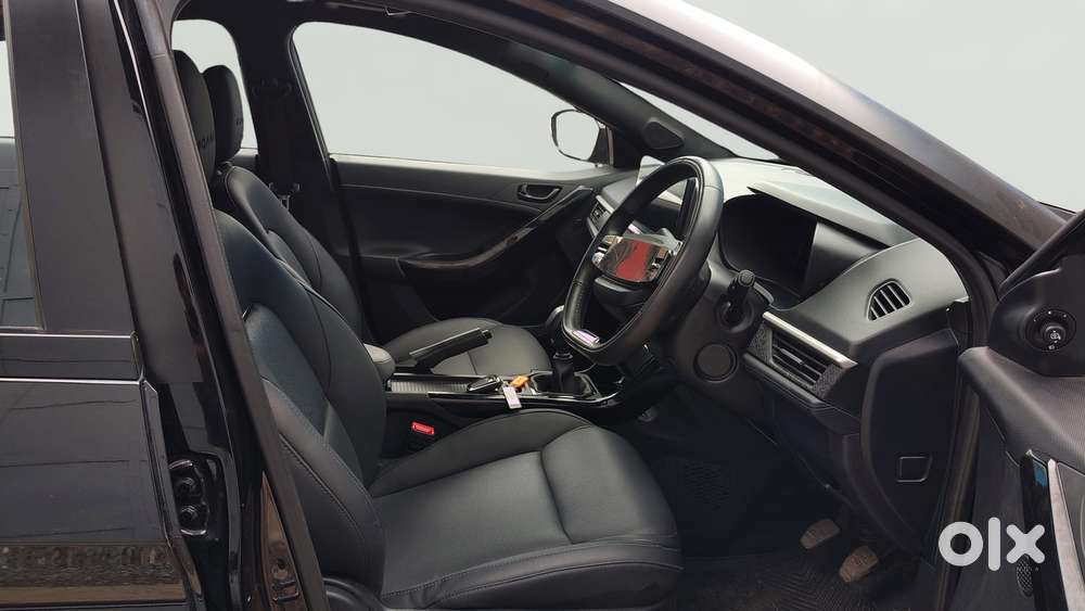 Tata Nexon Creative Plus S 1.2 Revotron Petrol 6 Mt, 2025, Cng & Hyb..