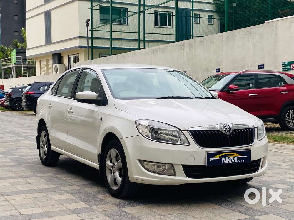 Skoda Rapid Ambition 1.6 Tdi Cr Manual Plus, 2015, Diesel