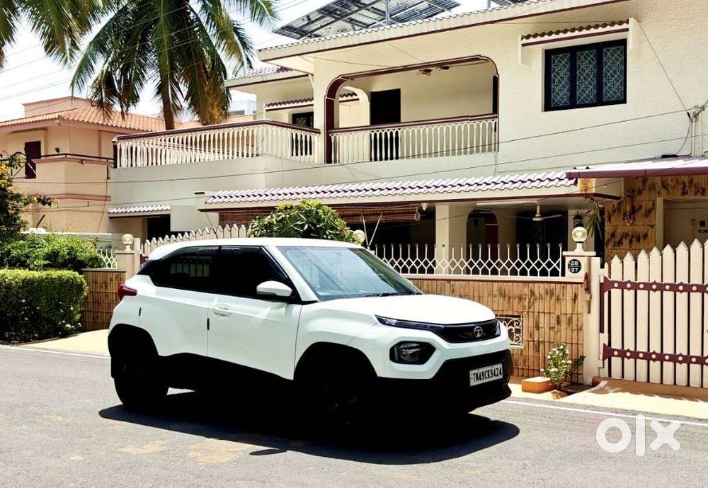 Tata Punch 1.2 Revotron Creative IRA Dual Tone, 2023, CNG & Hybrids