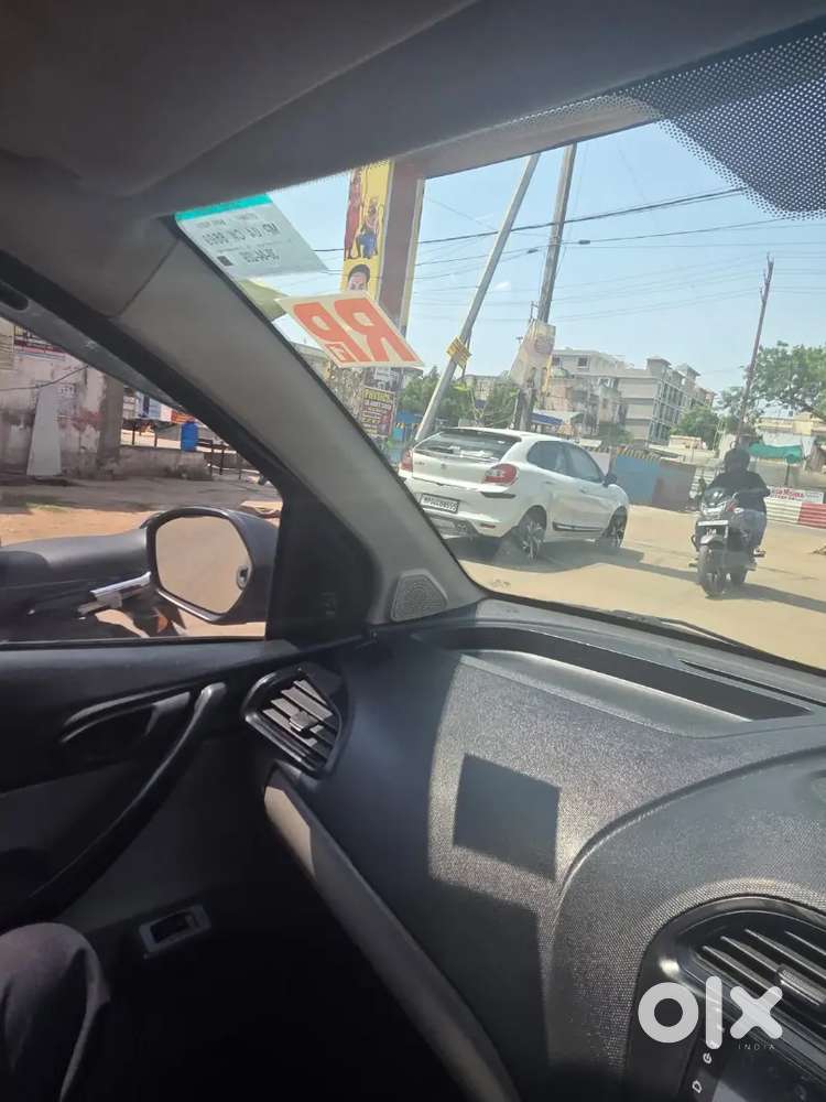 Tata Tiago 2018 Petrol 68000 Km Driven