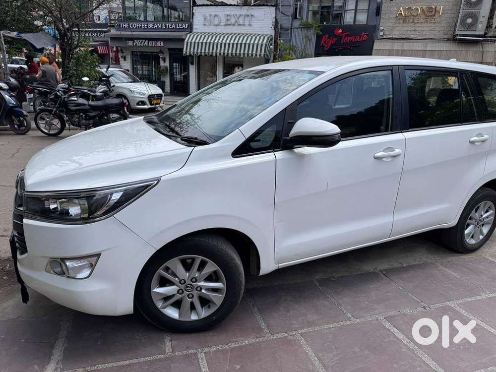 Toyota Innova Crysta 2019 Diesel 100000 Km Driven