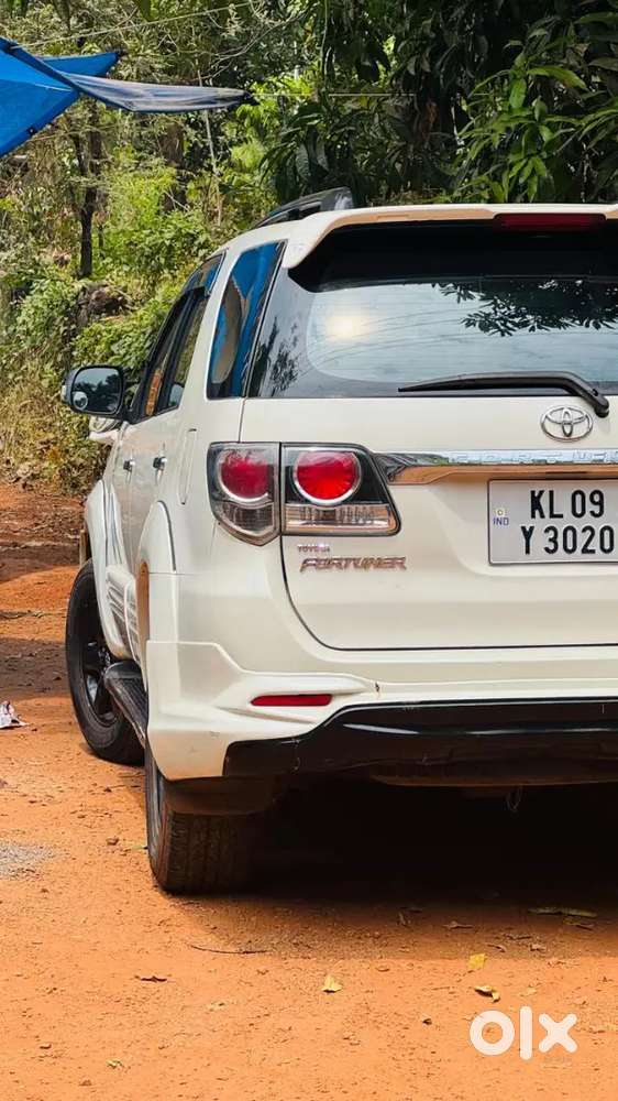 Toyota Fortuner 2010 Orginal Kerala