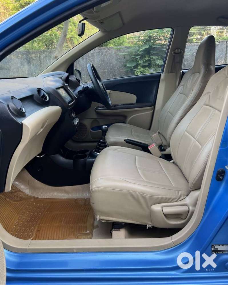 Honda Brio 2011-2013 V Mt, 2012, Petrol