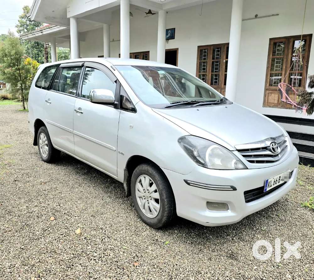 Toyota Innova 2009 Diesel 153000 Km Driven