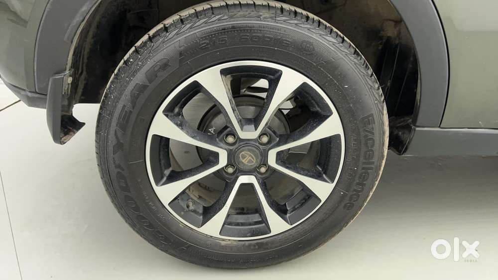 Tata Nexon 1.5 Revotorq Xza Plus S Amt, 2021, Diesel