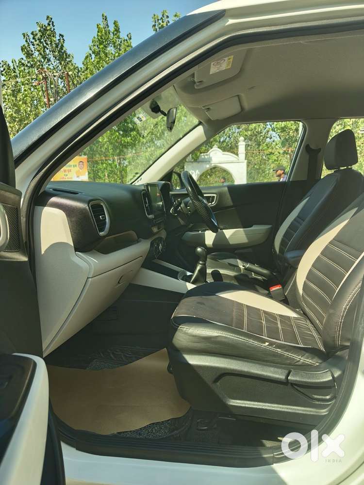 Hyundai Venue [2022-ongoing] 1.2 S, 2023, Petrol